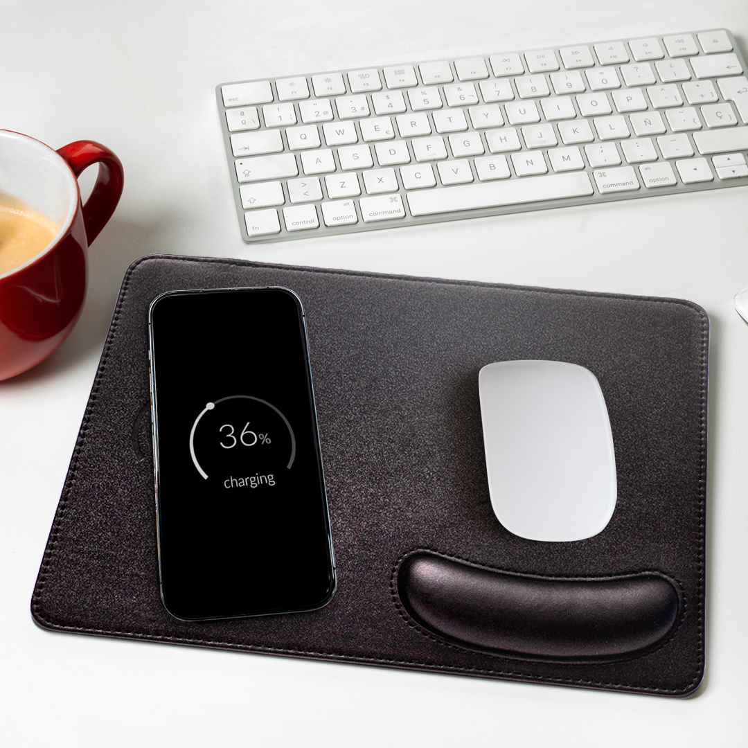 Wireless Charger Mouse Pad Plus