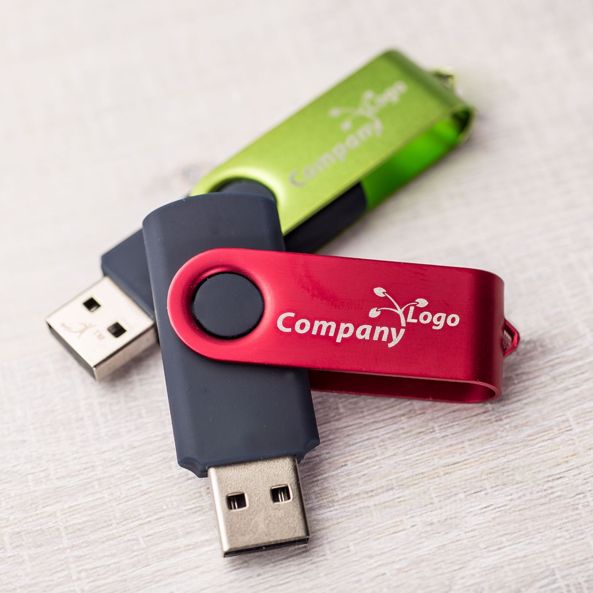 Wie personalisiert man einen USB Stick