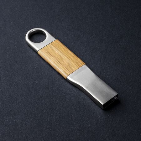 USB-Stick Silvana im Holzdesign