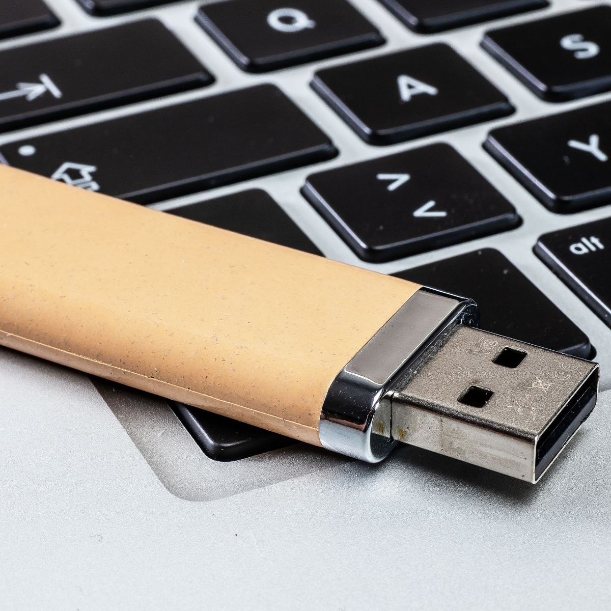 Personalisierung des USB-Stick Elegant Eco